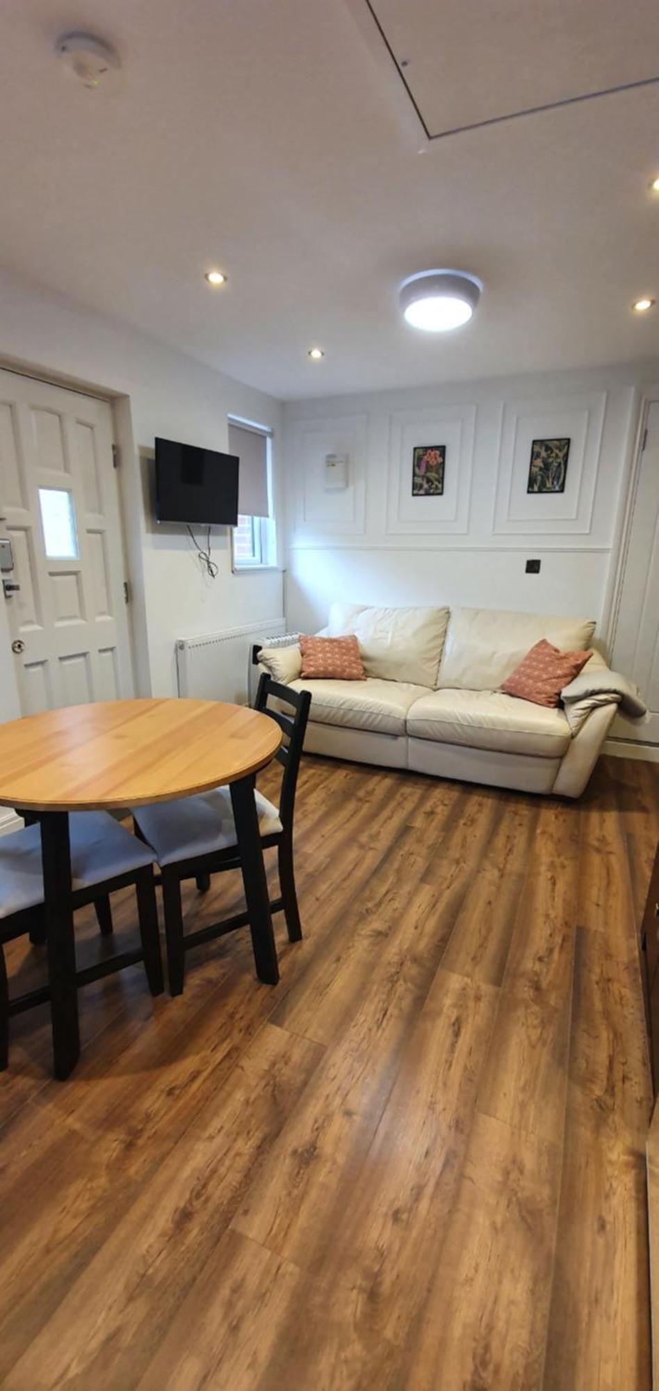 Self-contained Guest Apartment *
