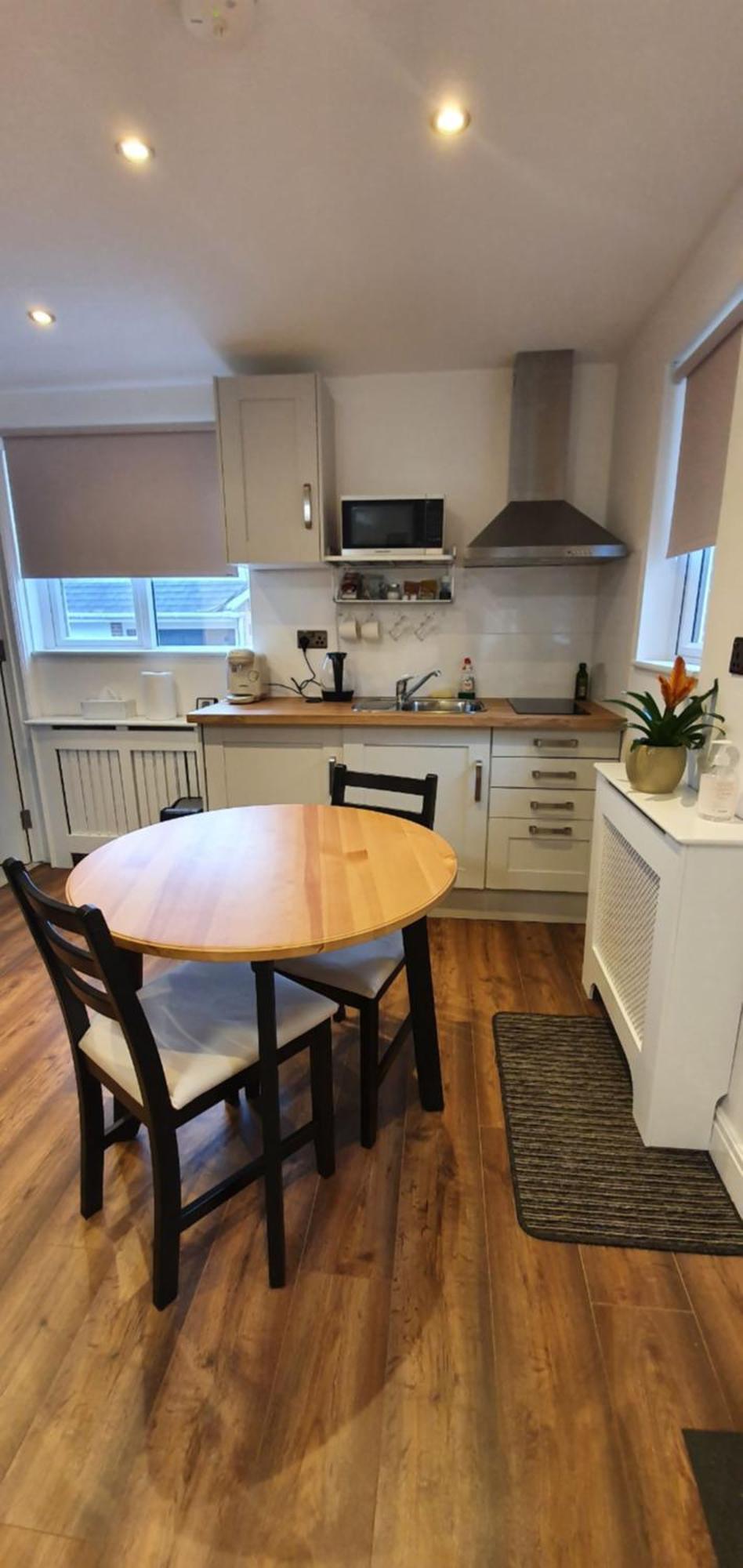 Self-contained Guest Apartment Guildford
